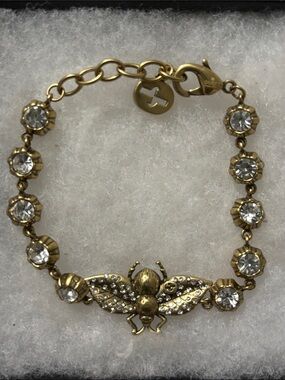 Gucci Gold-Tone Bee Crystal Link Bracelet